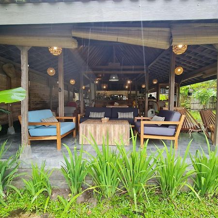 Villa Kayu Джокьякарта Экстерьер фото