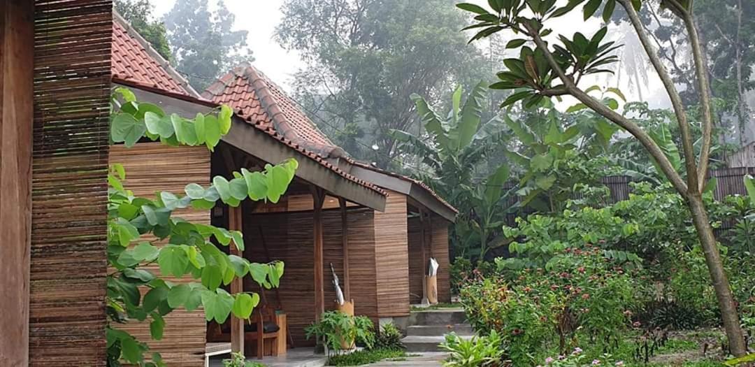 Villa Kayu Джокьякарта Экстерьер фото